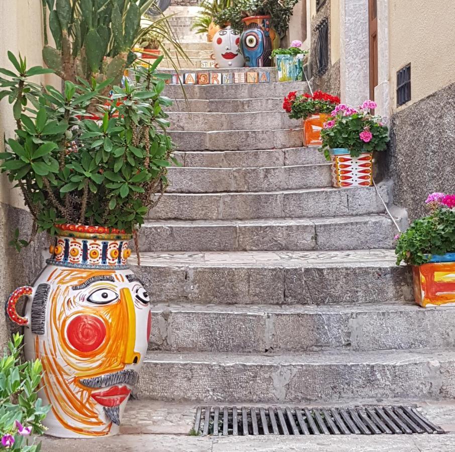 Oltremare Taormina Letojanni Apartamento Exterior foto